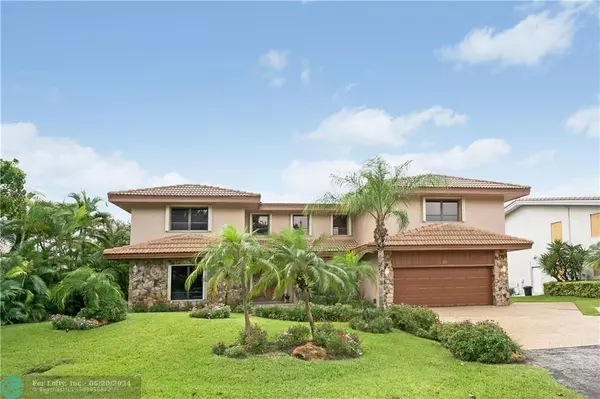 501 W Lake Dasha Dr, Plantation, FL 33324