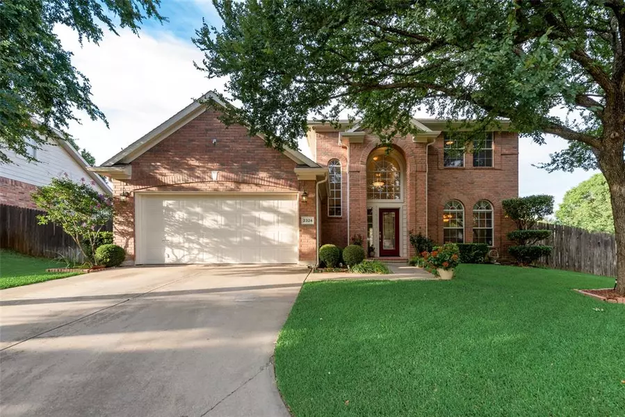 2324 Overbrook Lane, Bedford, TX 76021