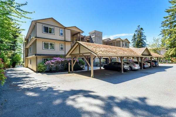 Comox, BC V9N 3M7,1860 Comox Ave #105