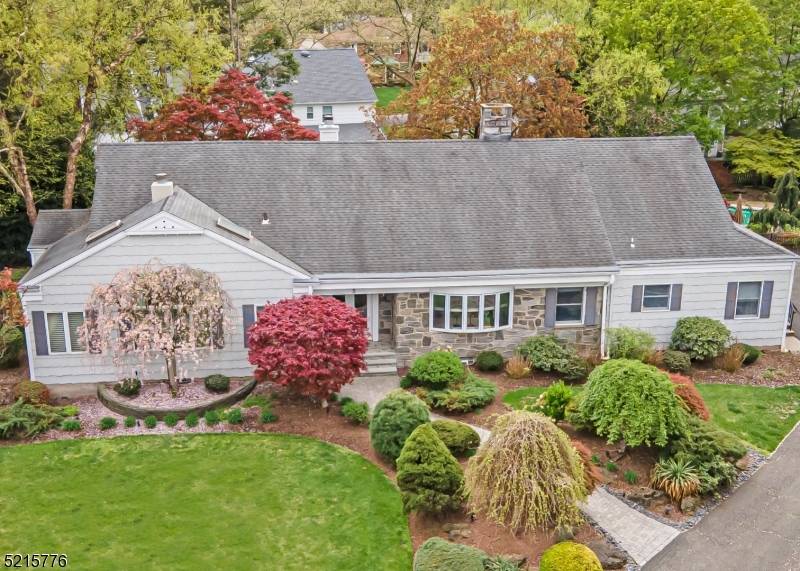 5 Kirkview Cir, Westfield Town, NJ 07090