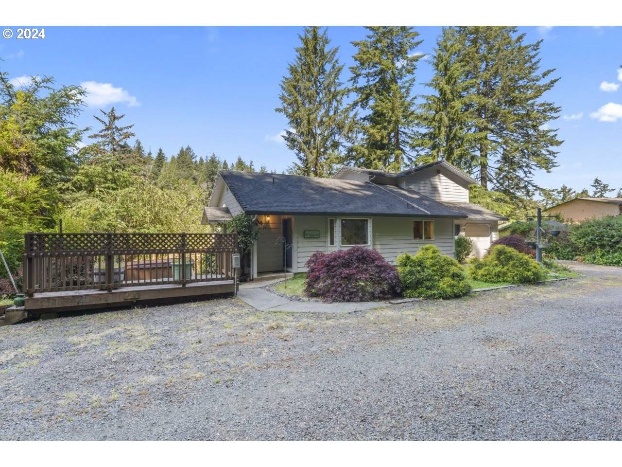 Florence, OR 97439,6130 SANTA RD