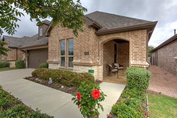 2005 Ladera Way #2005, Mansfield, TX 76063