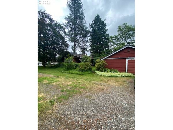 Gresham, OR 97230,129 NE 162ND AVE