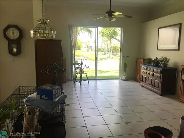 Pembroke Pines, FL 33025,741 SW 94th Ter