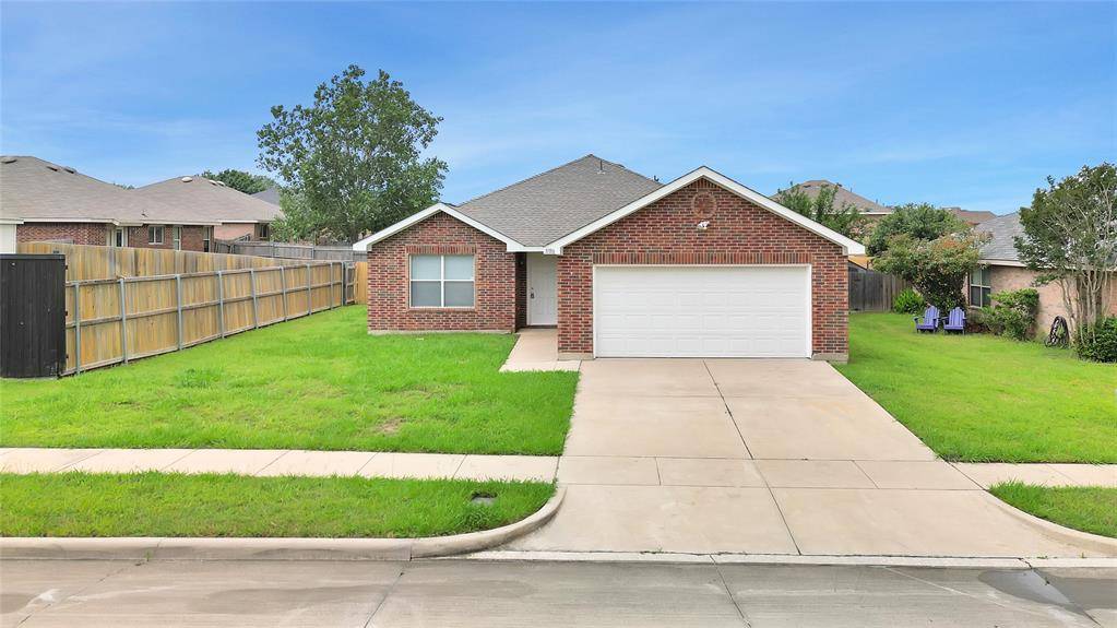 8110 Wesson Road, Arlington, TX 76002