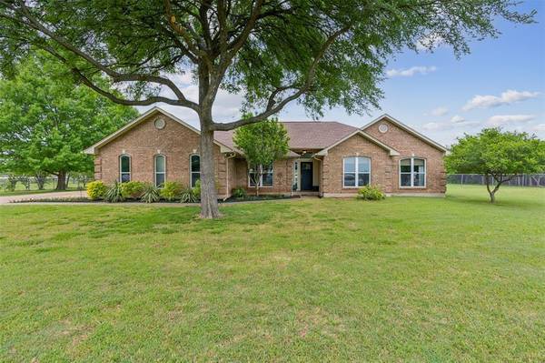 606 William Drive,  Ovilla,  TX 75154