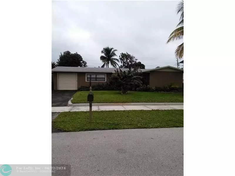 221 NE 25TH ST, Pompano Beach, FL 33064