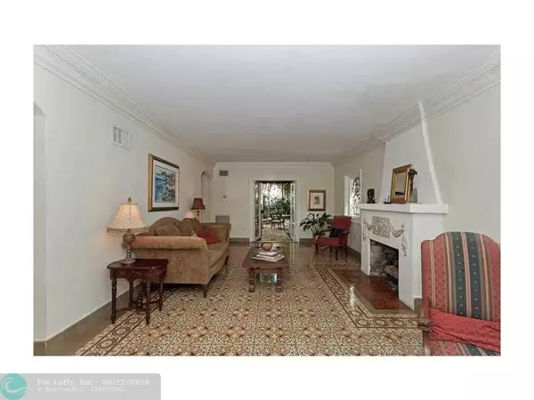 Coral Gables, FL 33134,415 ALHAMBRA CR