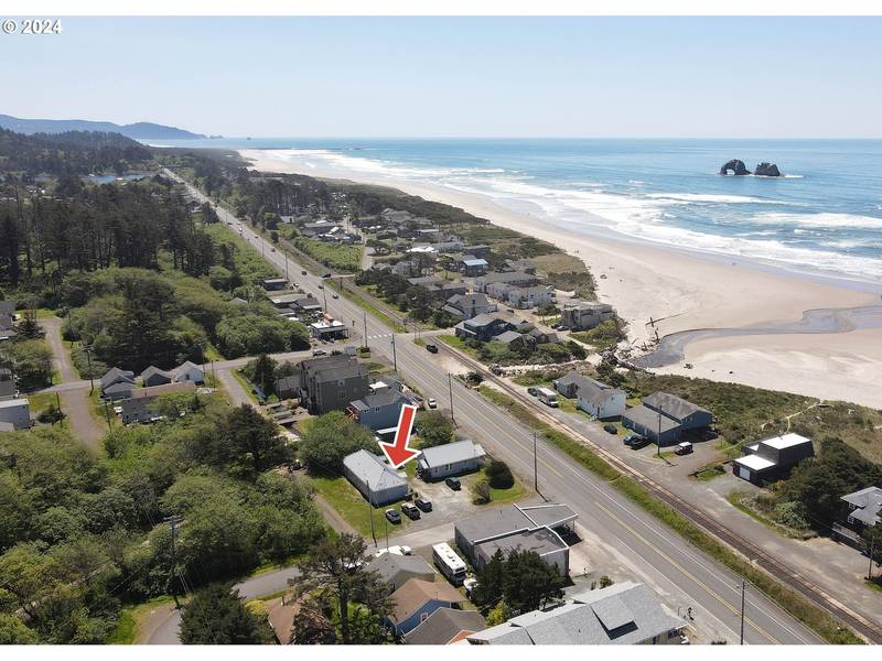 506 HIGHWAY 101, Rockaway Beach, OR 97136