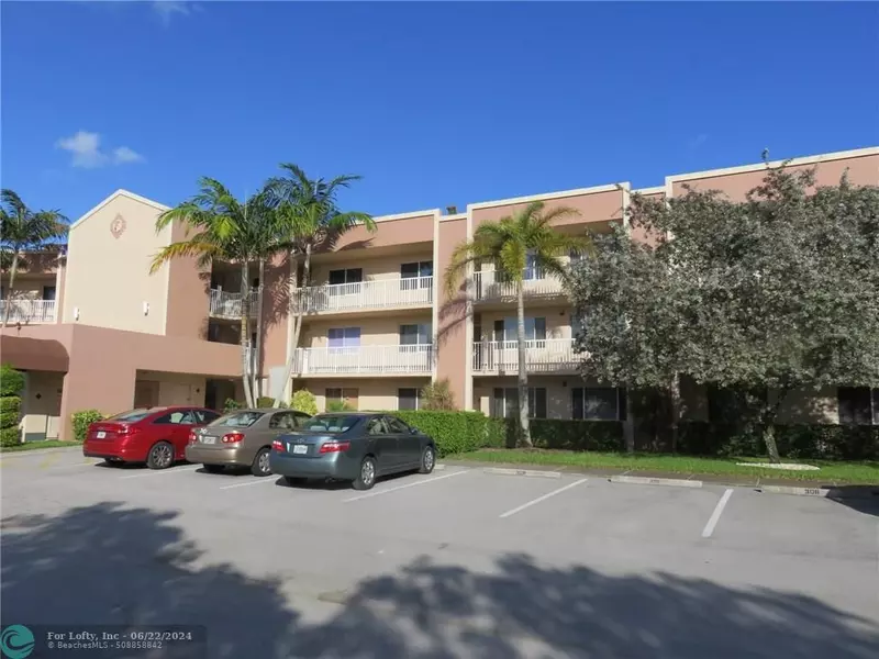 7390 N Devon Dr  #312, Tamarac, FL 33321