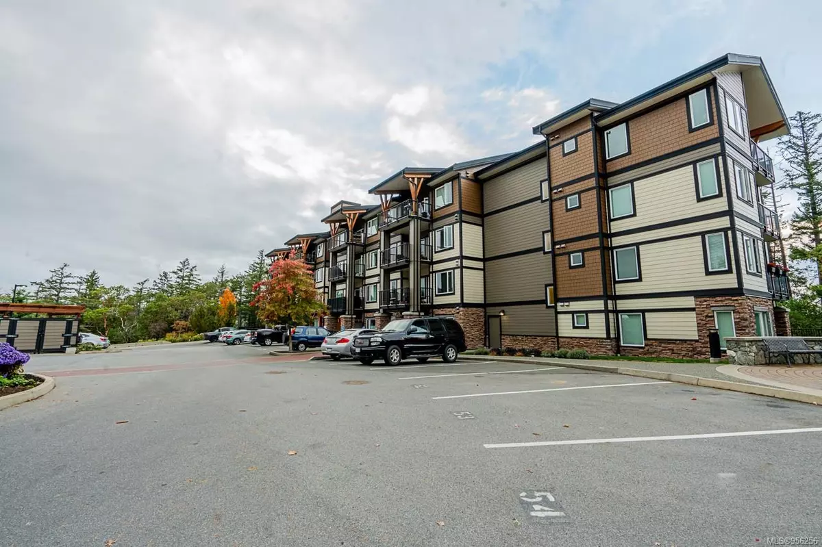 View Royal, BC V9C 1A3,290 Wilfert Rd #209