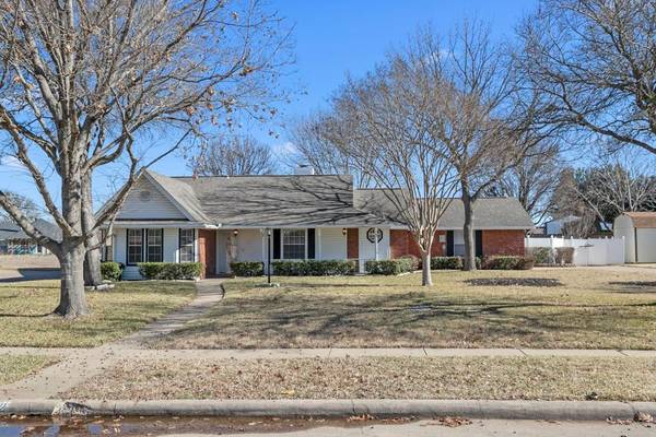 102 Rolling Ridge Lane, Crandall, TX 75114