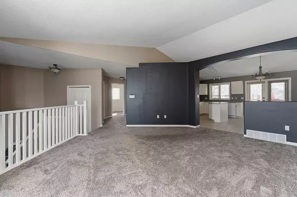 Lloydminster, AB T9V2W1,3604 63 Avenue Close