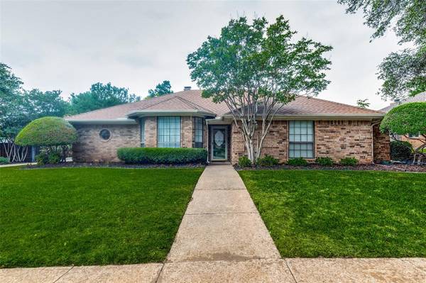 421 Elisha Drive, Bedford, TX 76021