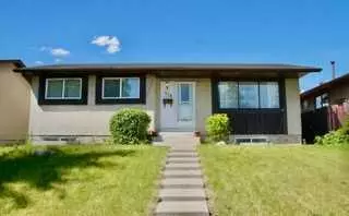 Calgary, AB T1Y3Y3,879 Pinecliff DR NE