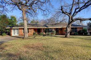 708 Club Oak Drive, River Oaks, TX 76114