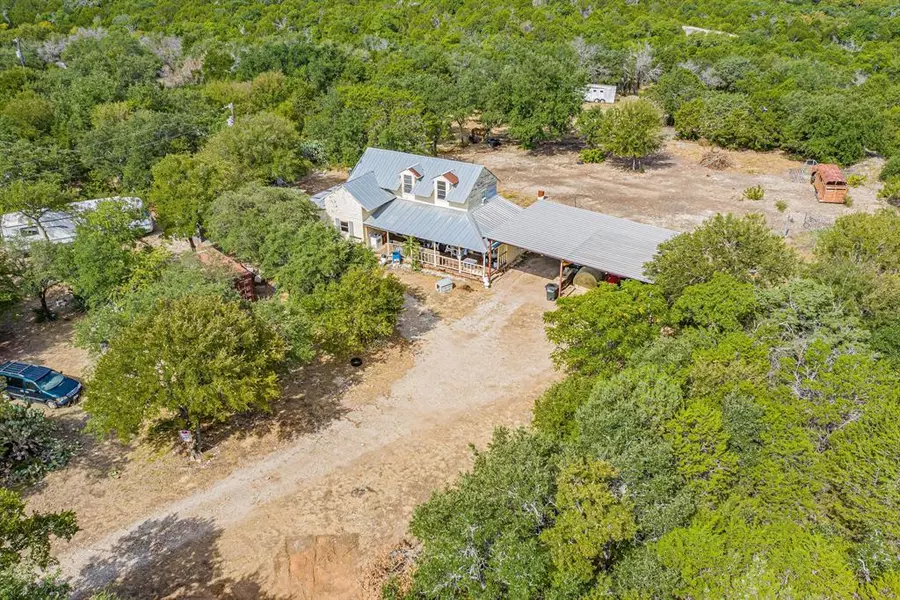 3870 Blue Lake Court, Granbury, TX 76048