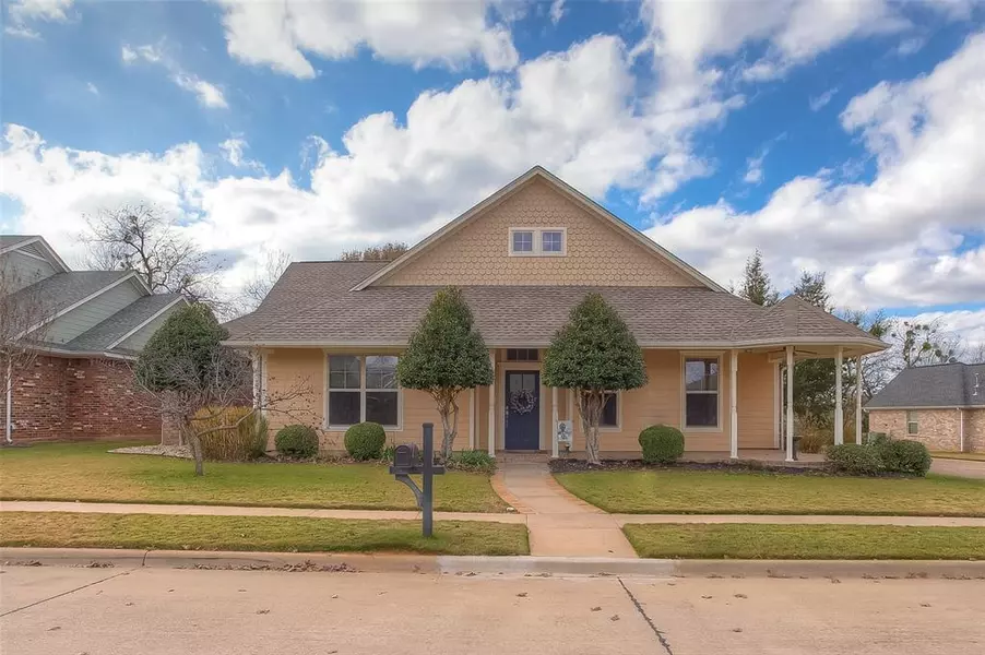 219 Turner Circle, Granbury, TX 76048