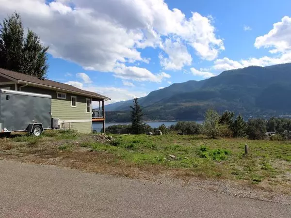 North Shuswap, BC V0E 1M4,183 2633 SQUILAX ANGLEMONT ROAD