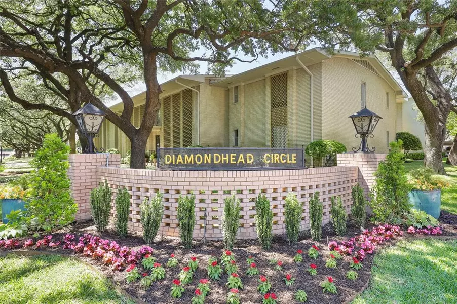 6367 Diamond Head Circle #C, Dallas, TX 75225