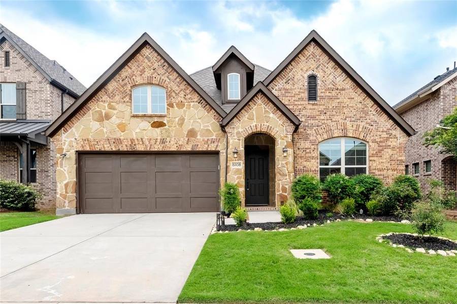 6208 Leatherstem Road, Flower Mound, TX 76226