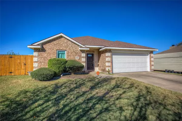 6906 Green Court, Greenville, TX 75402