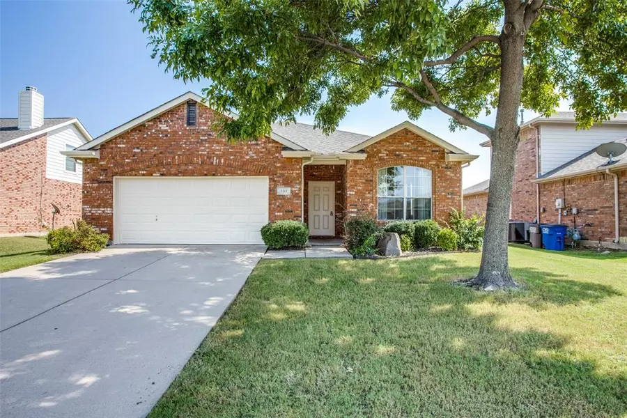 432 Willowlake Drive, Little Elm, TX 75068