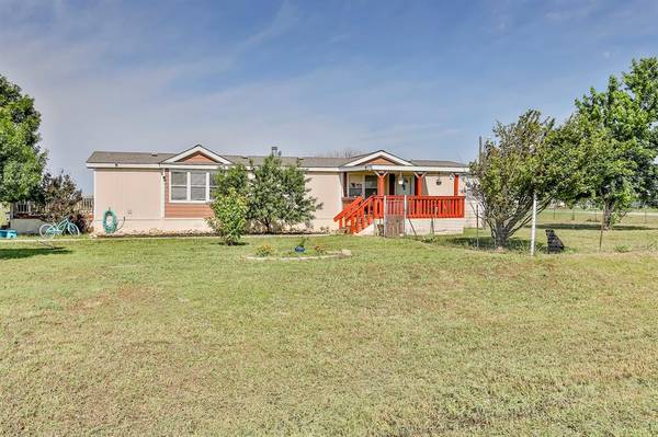 231 Stone Rail Drive, Ponder, TX 76259