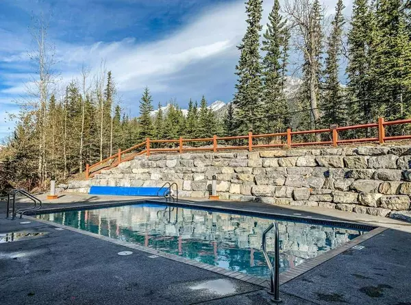 Canmore, AB T1W 0A8,170 Kananaskis Way #410