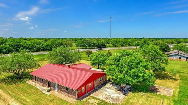 1505 S State Highway 121,  Bonham,  TX 75418