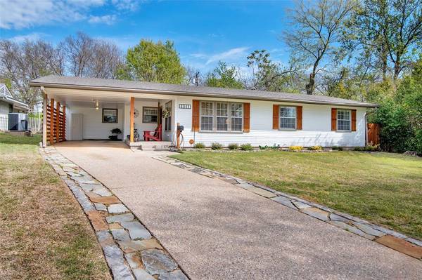 1311 W Munson, Denison, TX 75020