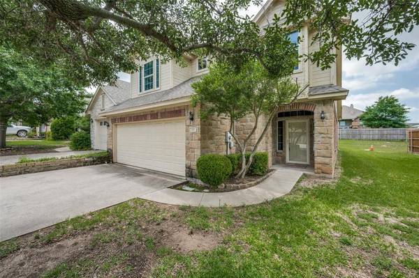 201 Emma Call Court, Decatur, TX 76234