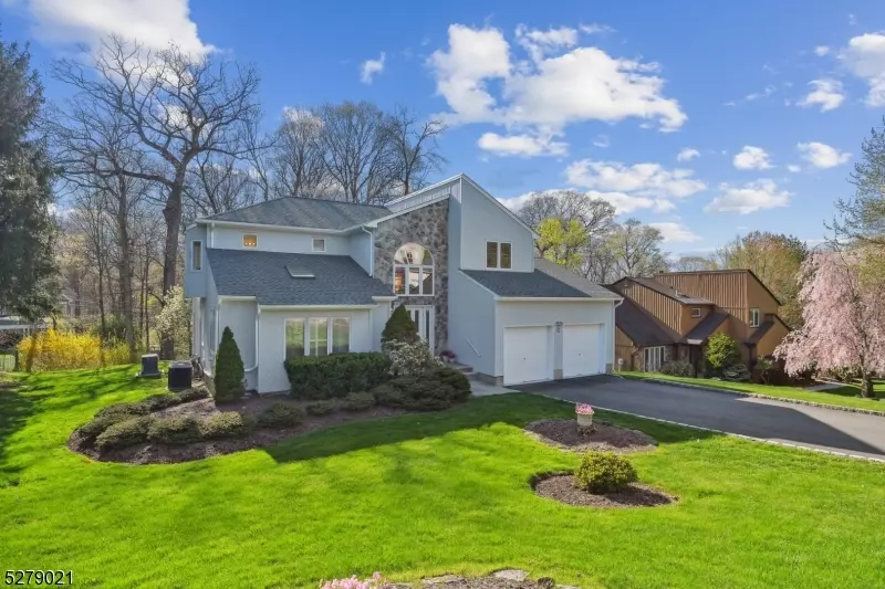 15 Swenson Circle, Berkeley Heights Twp., NJ 07922