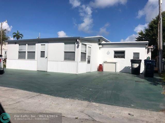 North Miami Beach, FL 33181,13531 NE 20th Ave