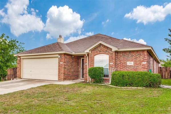 9201 Marilyn Drive, White Settlement, TX 76108