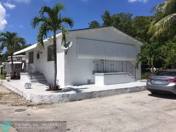 13541 NE 25th Ave, North Miami Beach, FL 33181