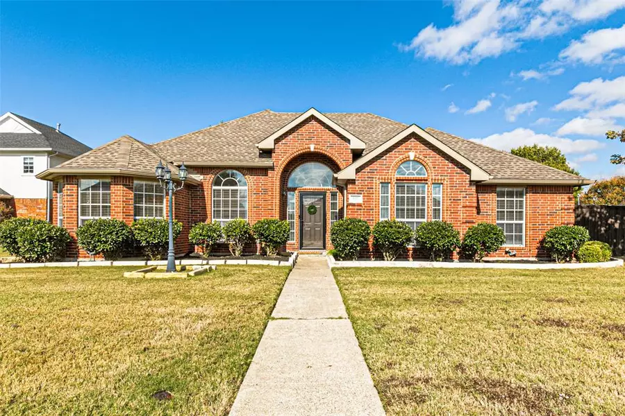 527 Shannon Drive, Rockwall, TX 75087