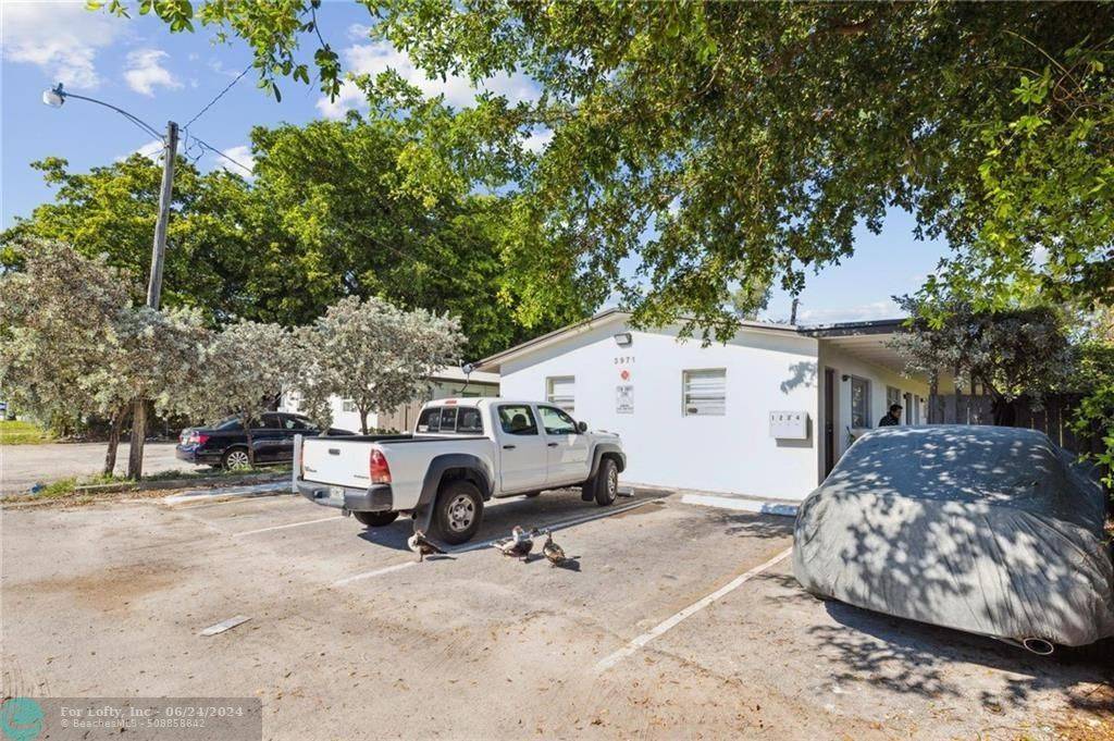 3971 SW 12th Pl, Fort Lauderdale, FL 33312