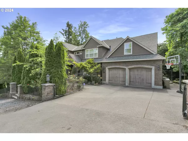 Lake Oswego, OR 97034,2120 GLENMORRIE DR