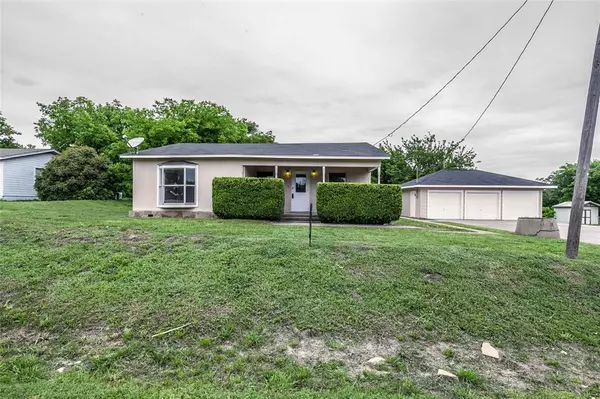 5217 E Fm 875,  Waxahachie,  TX 75167