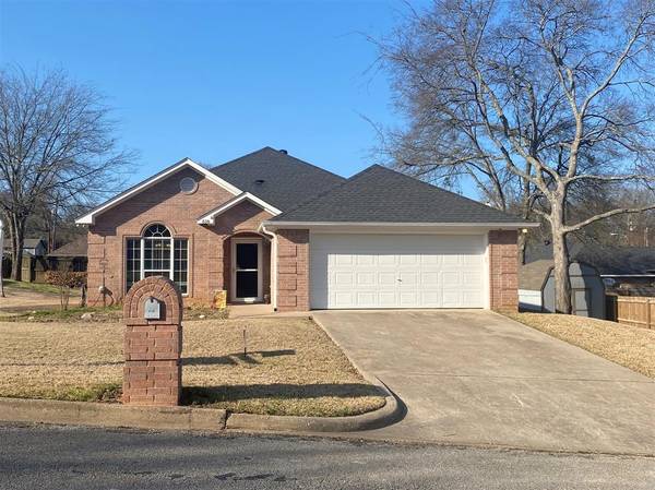 618 William Drive, Lindale, TX 75771