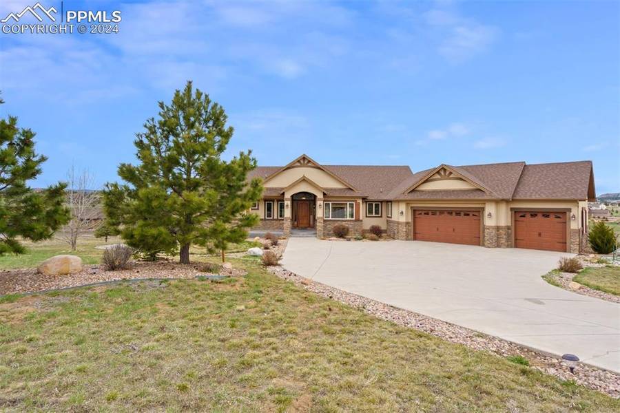 19772 Knights Crossing, Monument, CO 80132