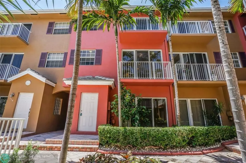 Wilton Manors, FL 33334,2725 NE 8 AV  #113