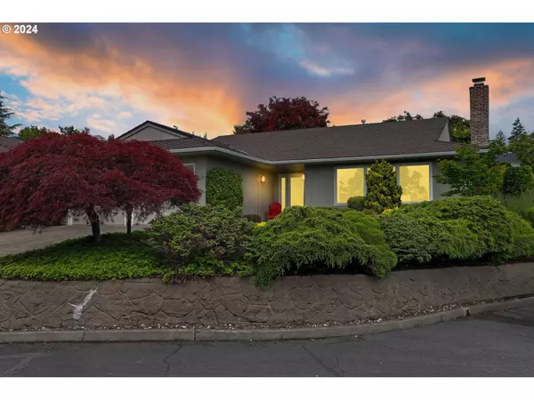 7617 SW GREEN VALLEY TER, Portland, OR 97225