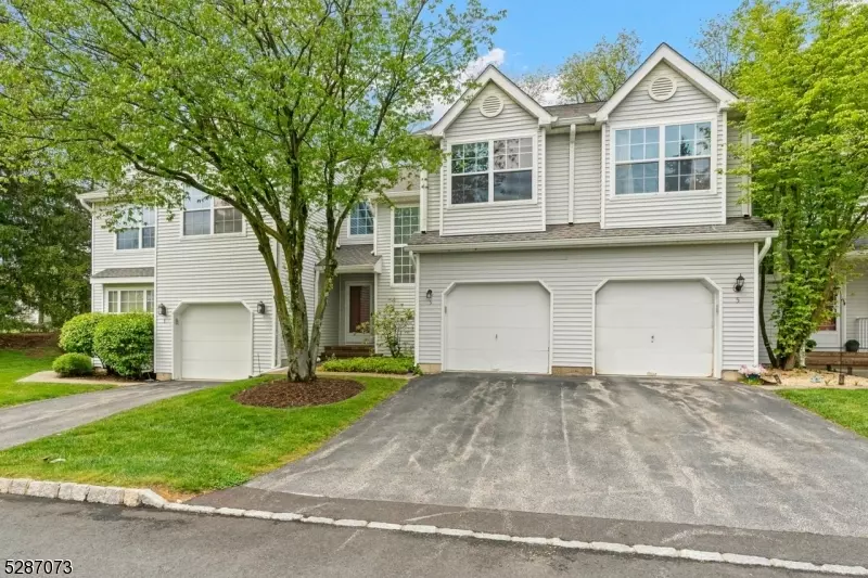 3 Winding Brook Rd, Hamburg Boro, NJ 07419