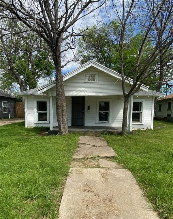 1225 E Baltimore Avenue, Fort Worth, TX 76104