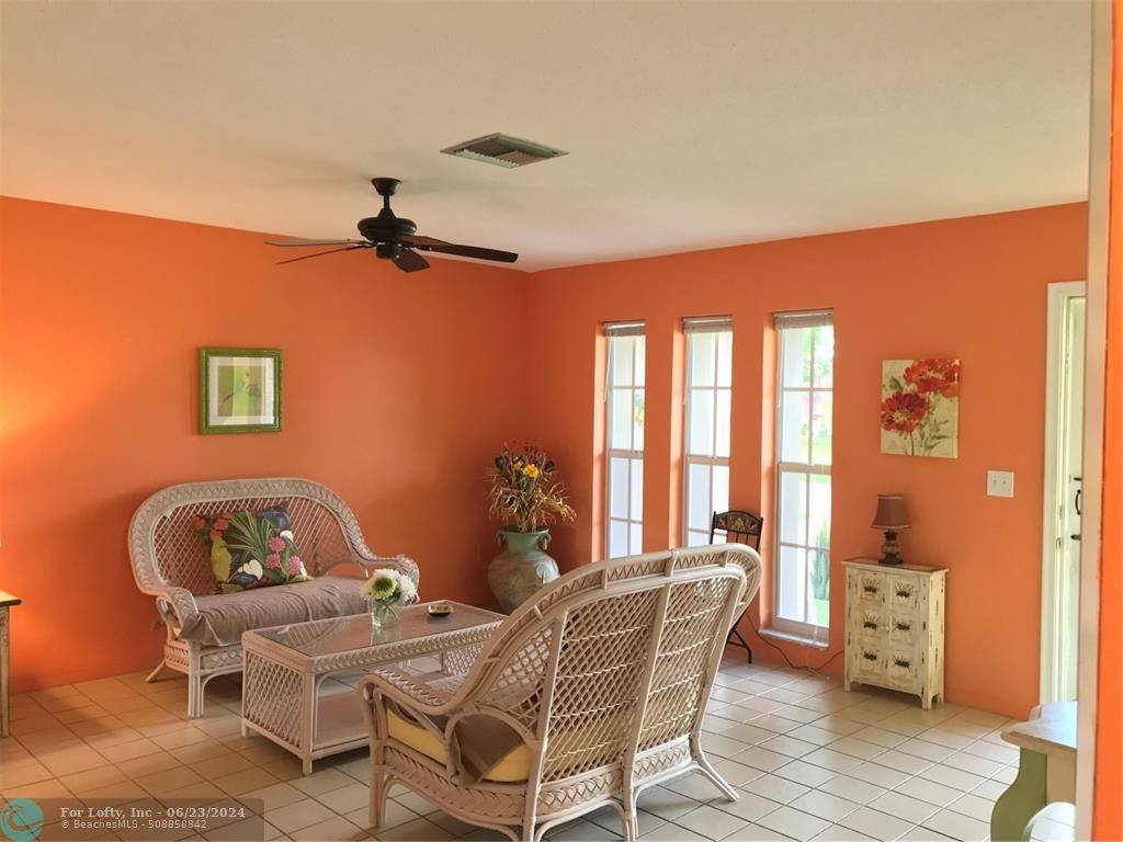 Dania Beach, FL 33004,304 SE 4th St