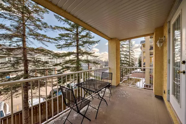 Calgary, AB T2T 2C6,2212 34 AVE SW #204