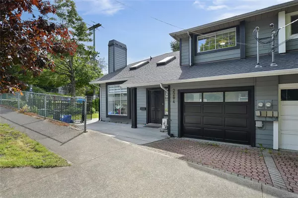 Victoria, BC V8R 3Z8,2204 Belmont Ave