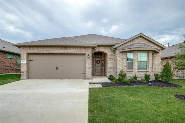 1904 Gill Star Drive, Haslet, TX 76052